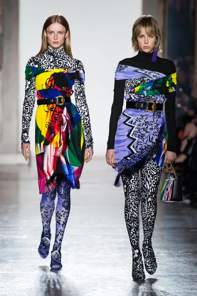 Look 48